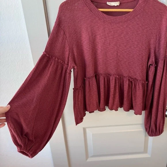 Altar’d State Burgundy Cropped Ruffle Long Sleeve Top Size Medium - Picture 4 of 5